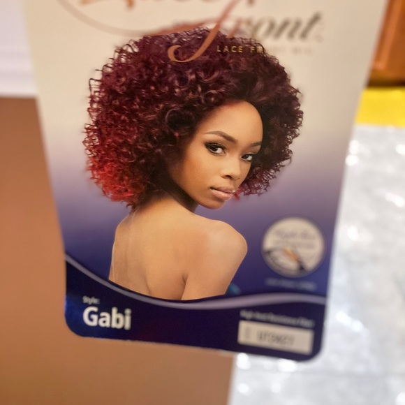 Outre Lace front Front Wig Gabi UT2427 color - Picture 7 of 8